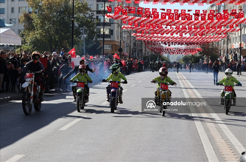 Sivas'ta 29 Ekim Cumhuriyet Bayramı törenle kutlandı