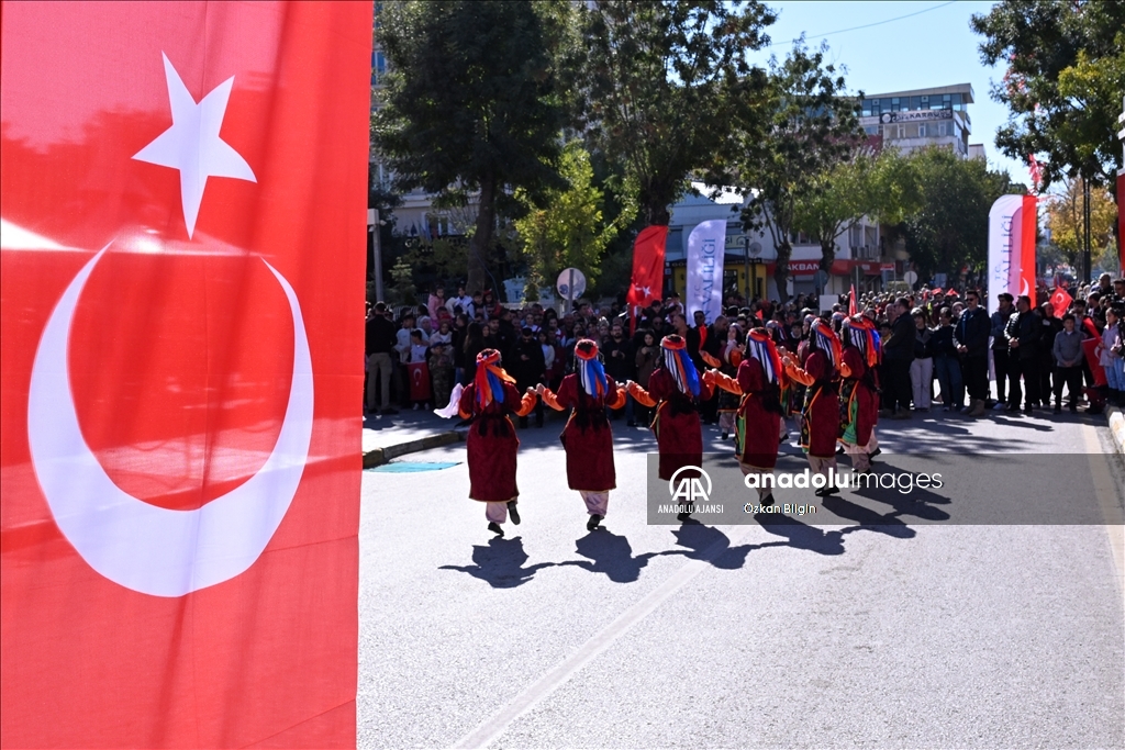 Cumhuriyet'in 101. yıl dönümü kutlanıyor