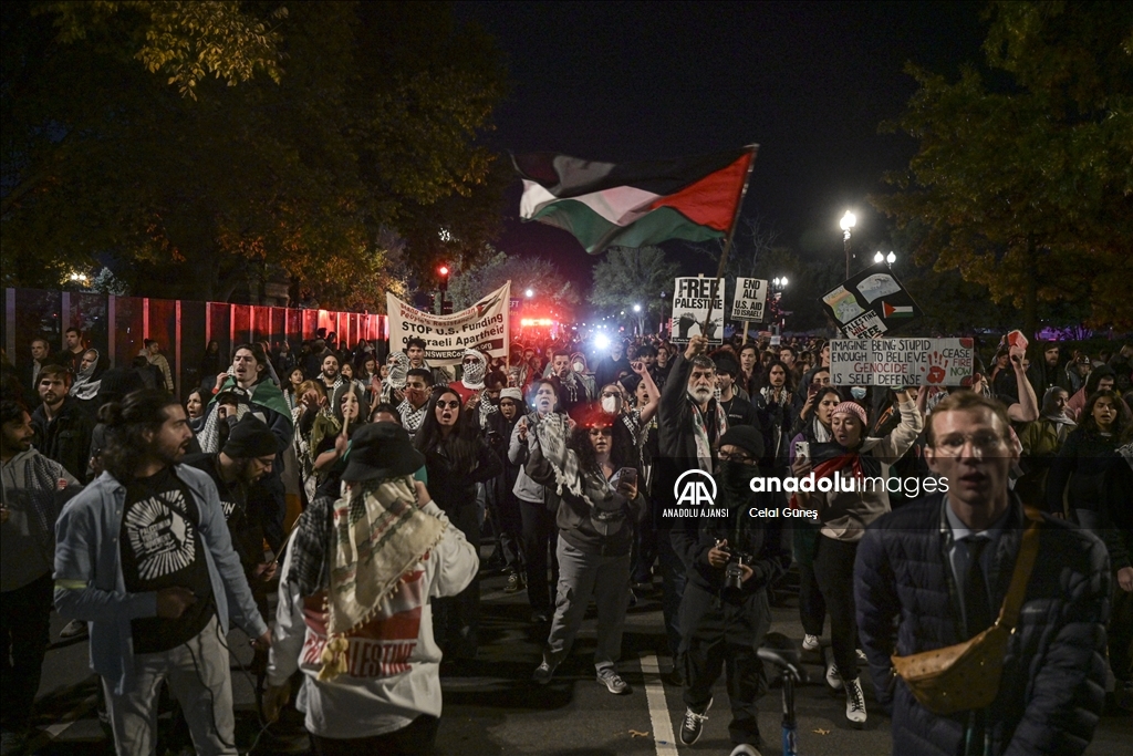 Washington'da seçim mitingi düzenleyen Harris'e Gazze protestosu