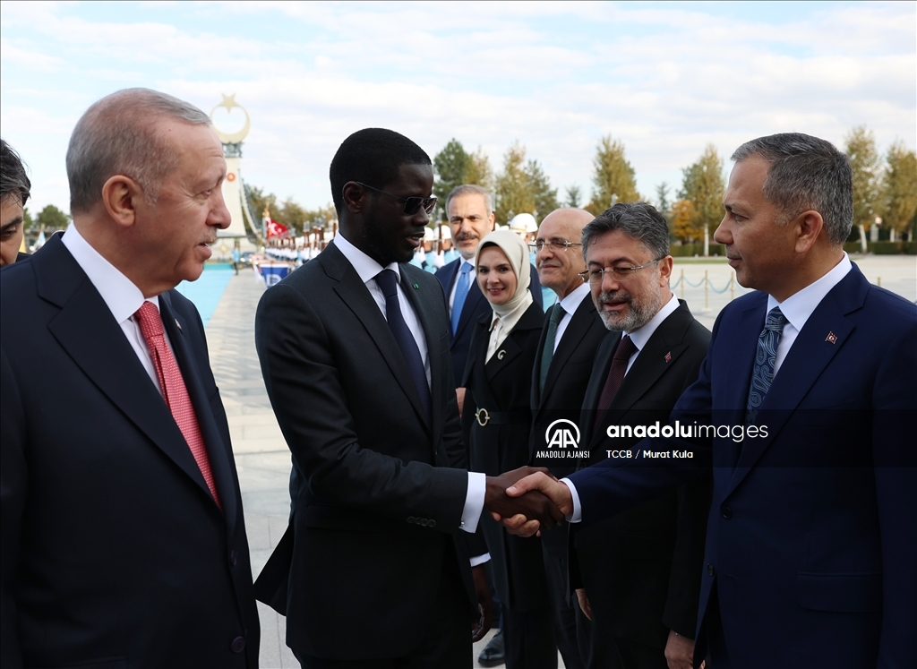 Cumhurbaşkanı Erdoğan, Senegal Cumhurbaşkanı Fay'ı resmi törenle karşıladı