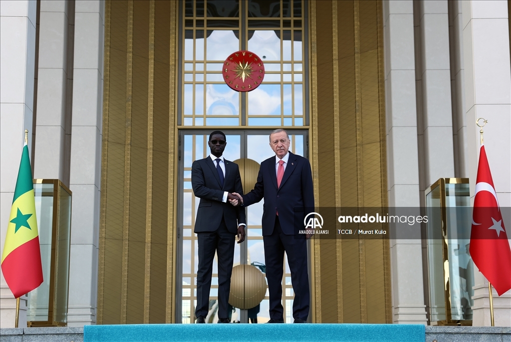 Cumhurbaşkanı Erdoğan, Senegal Cumhurbaşkanı Fay'ı resmi törenle karşıladı