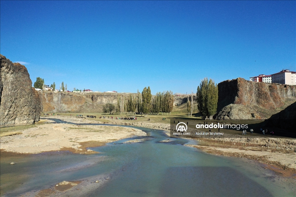 Güven ortamının sağlandığı Ağrı'da tarihi ve doğal güzellikler turistlerin rotasında