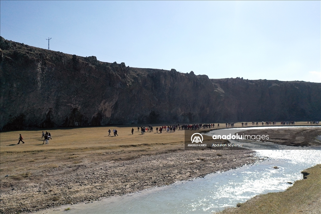 Güven ortamının sağlandığı Ağrı'da tarihi ve doğal güzellikler turistlerin rotasında