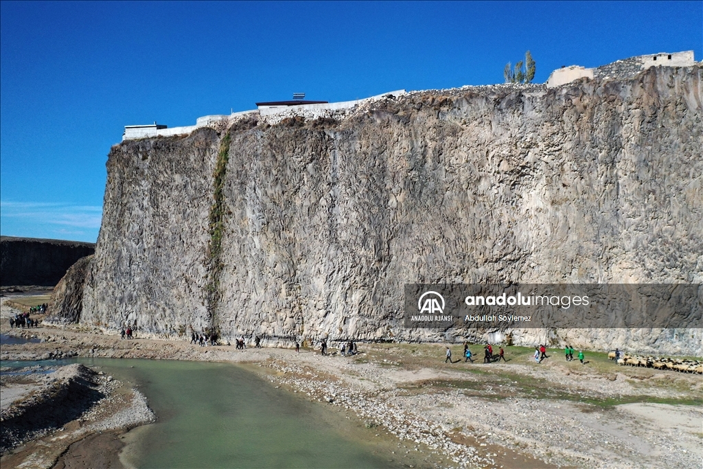 Güven ortamının sağlandığı Ağrı'da tarihi ve doğal güzellikler turistlerin rotasında