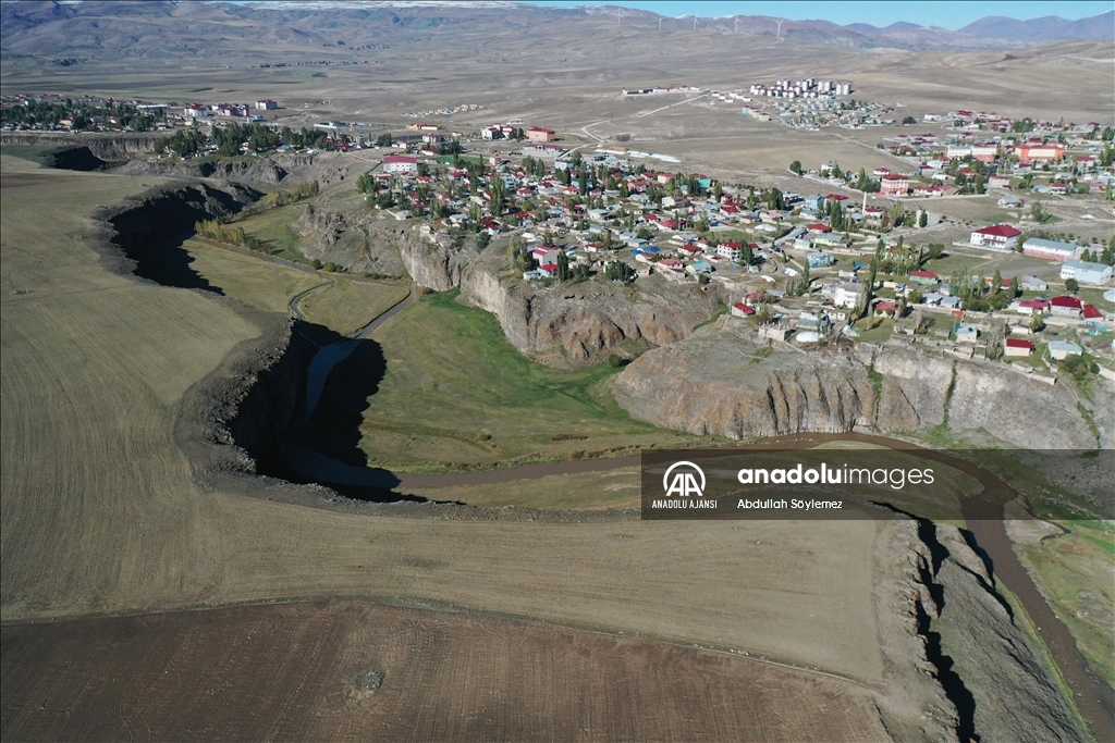 Güven ortamının sağlandığı Ağrı'da tarihi ve doğal güzellikler turistlerin rotasında