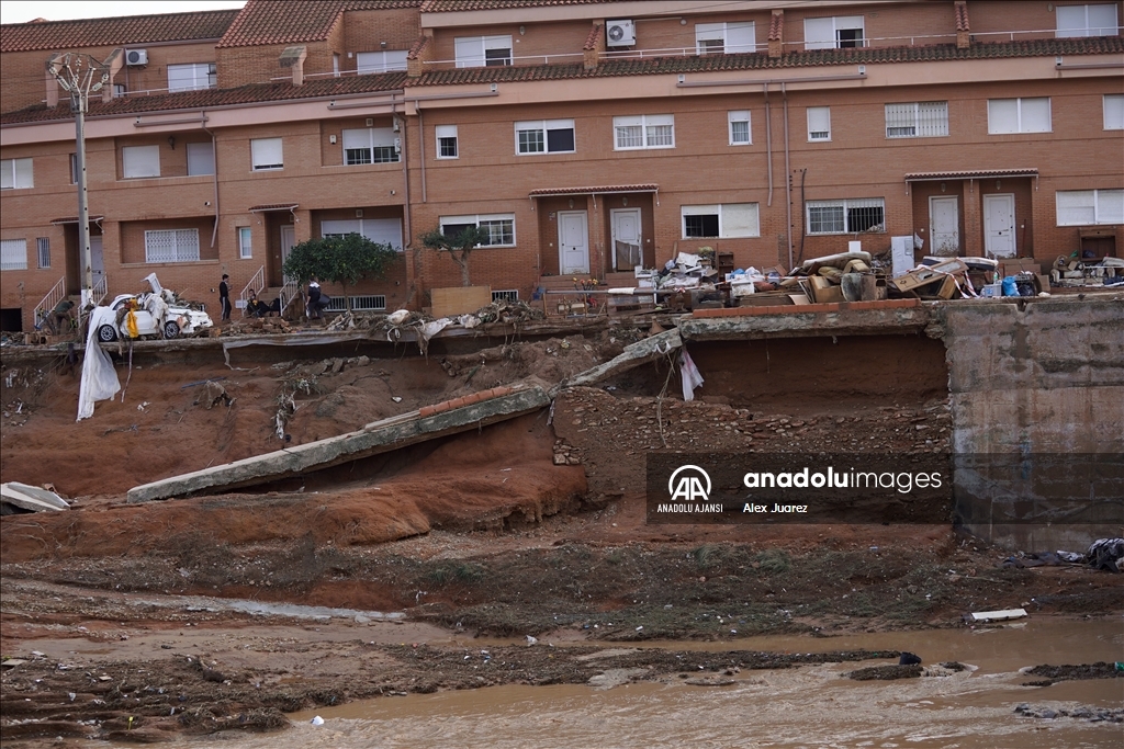 İspanya'da sel felaketinde hayatını kaybedenlerin sayısı 217'ye çıktı