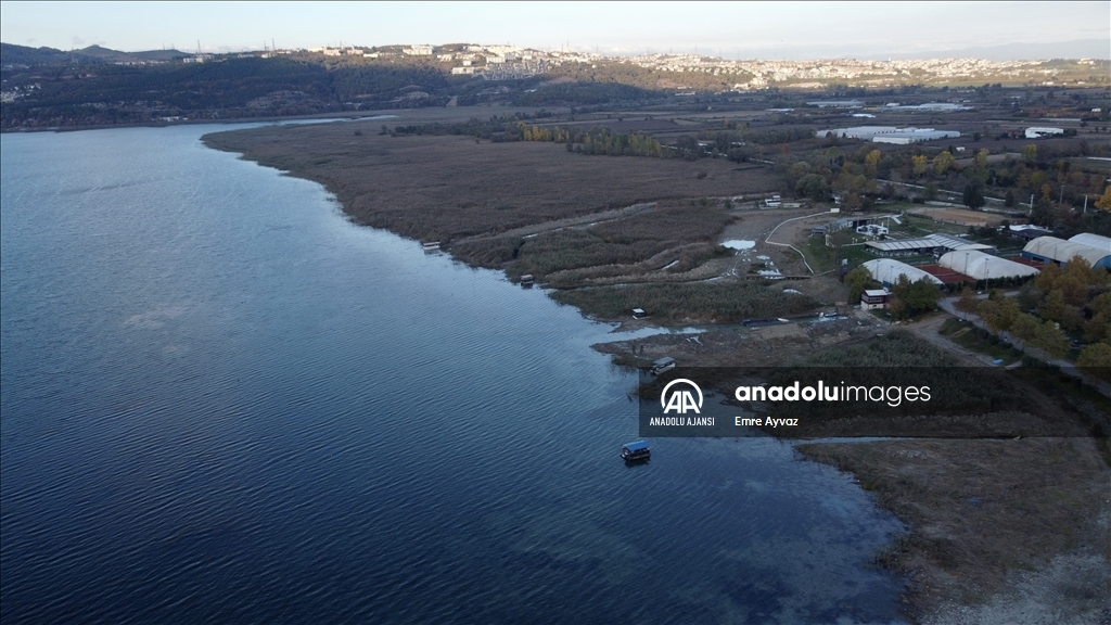 Sapanca Gölü'nde su miktarı son 5 yılın en düşük seviyesine geriledi