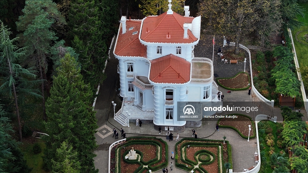 Trabzon'da Atatürk Köşkü'nde ziyaretçi yoğunluğu yaşanıyor