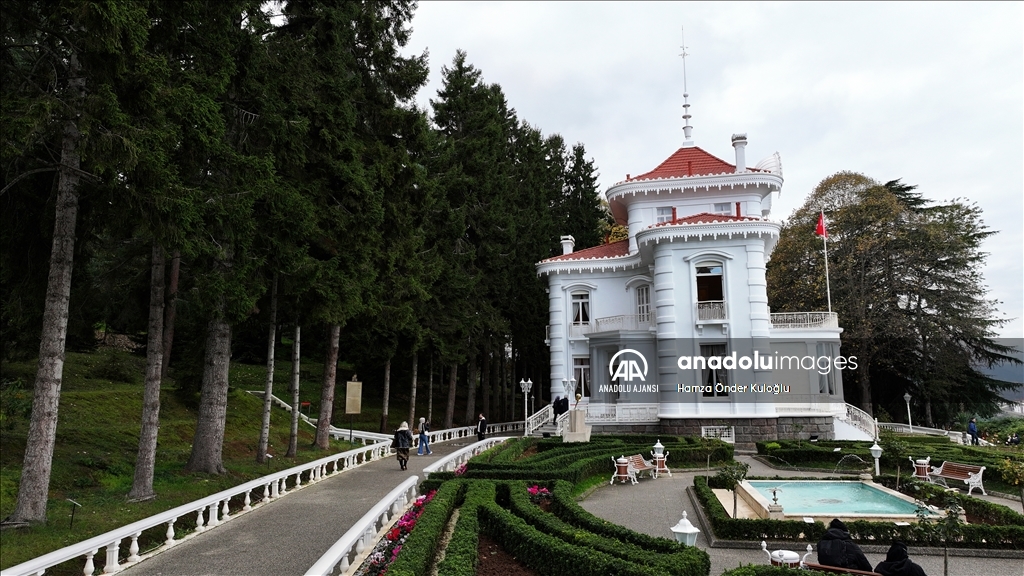 Trabzon'da Atatürk Köşkü'nde ziyaretçi yoğunluğu yaşanıyor