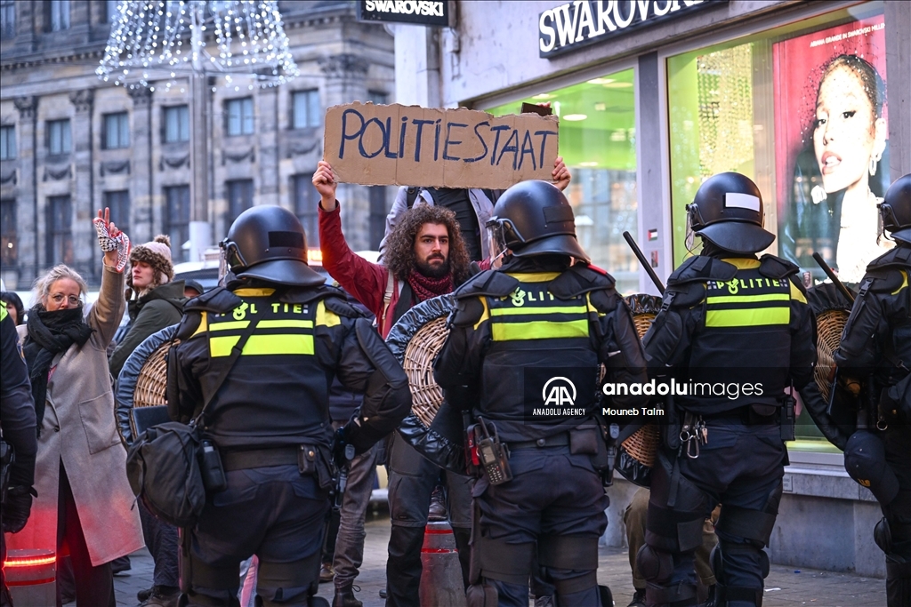 Amsterdam : La police néerlandaise interpelle des manifestants pro-palestiniens