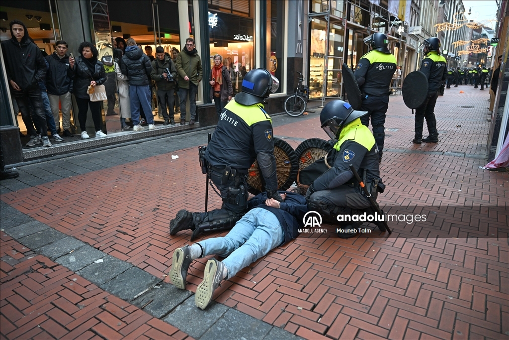Amsterdam : La police néerlandaise interpelle des manifestants pro-palestiniens