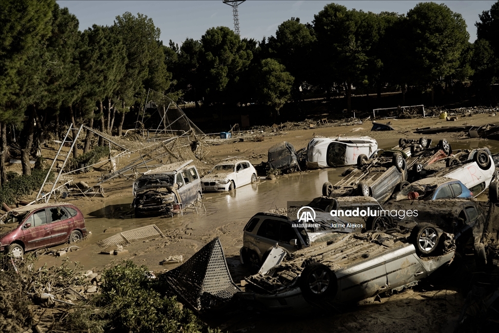 Destruction in Valencia after deadly floods