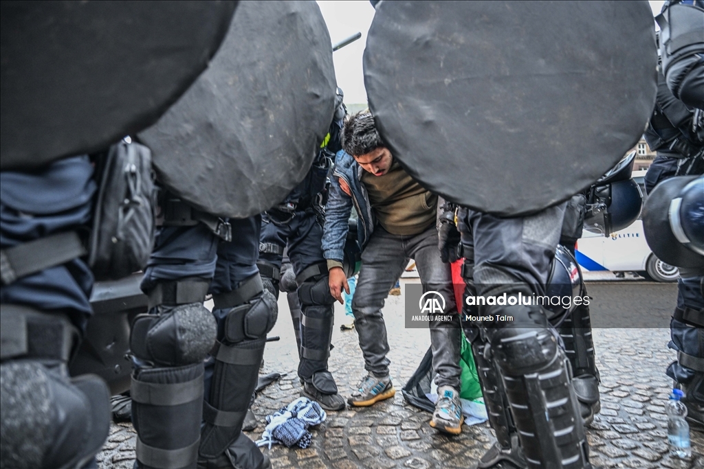 Amsterdam : La police néerlandaise interpelle des manifestants pro-palestiniens