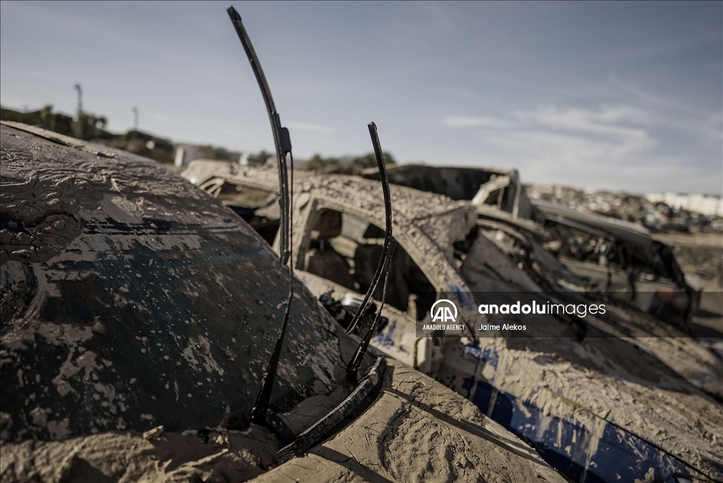 Destruction in Valencia after deadly floods