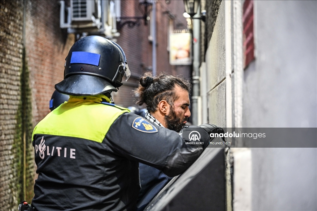 Amsterdam : La police néerlandaise interpelle des manifestants pro-palestiniens