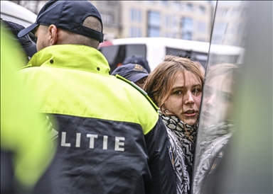 Amsterdam : La police néerlandaise interpelle des manifestants pro-palestiniens
