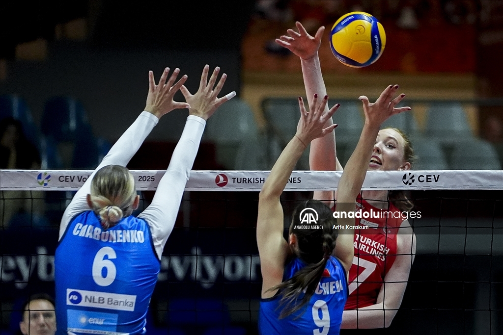 Turkish Airlines v Herceg Novi - Women's CEV Cup