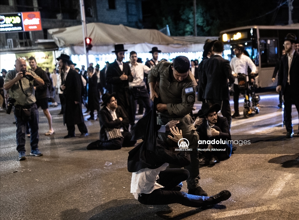 Askere gitmeyi reddeden Haredi Yahudiler, Savunma Bakanı Katz'ın kararını protesto etti