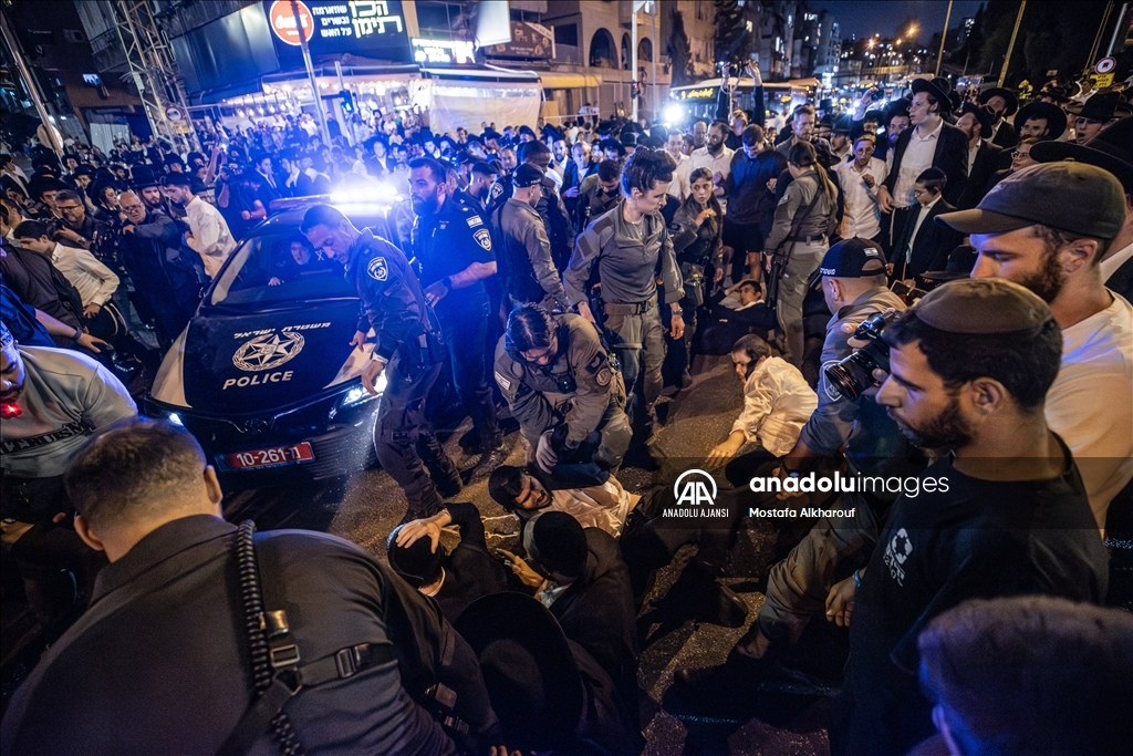 Askere gitmeyi reddeden Haredi Yahudiler, Savunma Bakanı Katz'ın kararını protesto etti