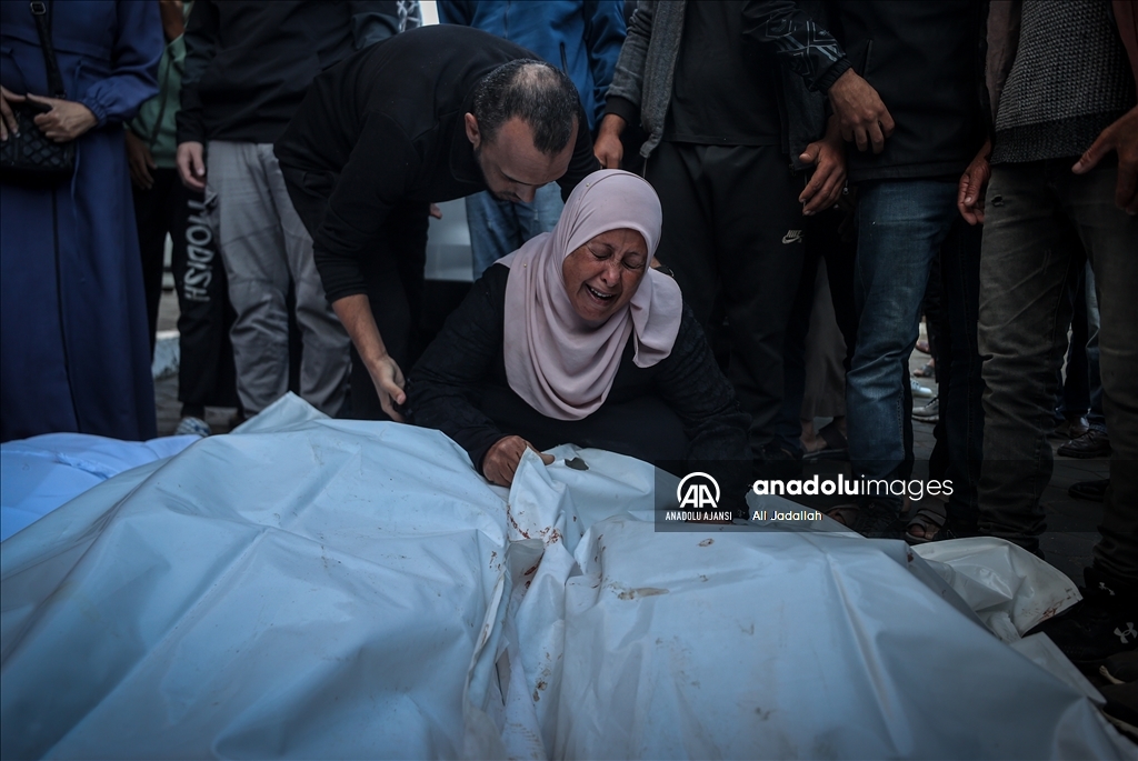 İsrail ordusunun Gazze Şeridi'ne yönelik saldırıları sürüyor