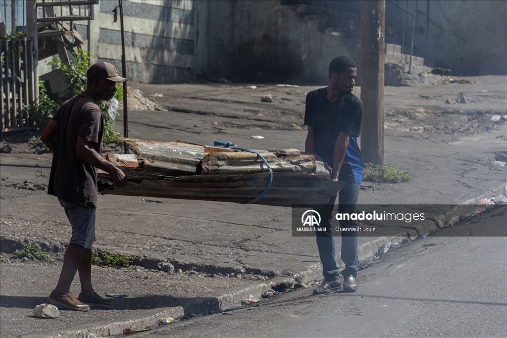 Haiti'nin başkenti Port-au-Prince'teki silahlı çetelerin kontrolü, şiddet ve güvensizliği artırıyor