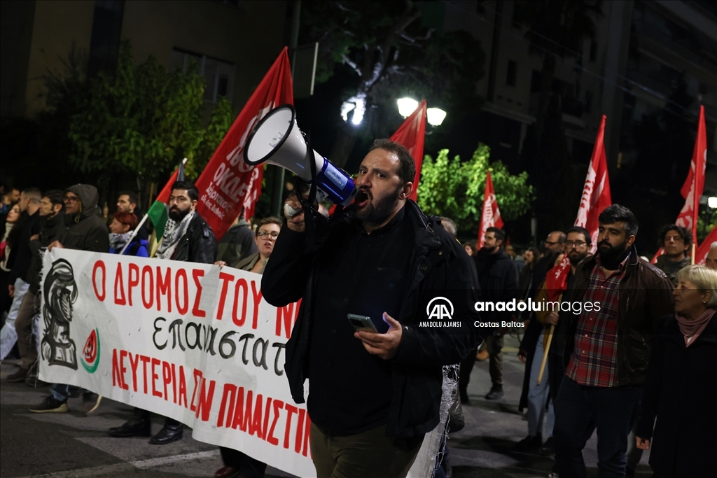 Yunanistan'da 17 Kasım öğrenci ayaklanmasının yıl dönümünde Filistin'e destek mesajı