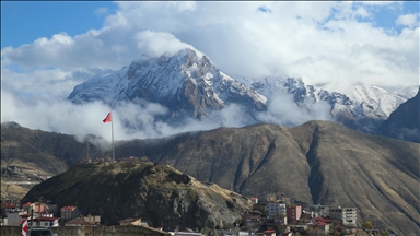 Hakkari'nin yüksek kesimlerinde sis oluştu