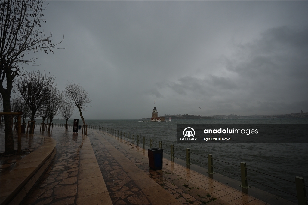 İstanbul'da sağanak etkili oluyor