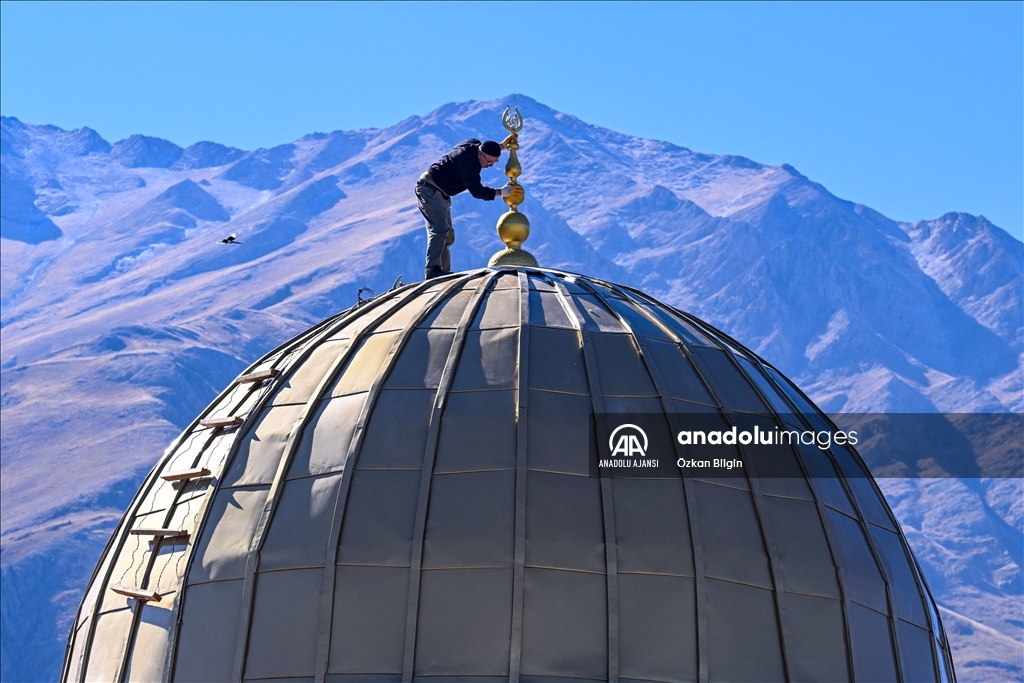 Van'da "Kubbetüs Sahra Camii"nin benzeri inşa ediliyor