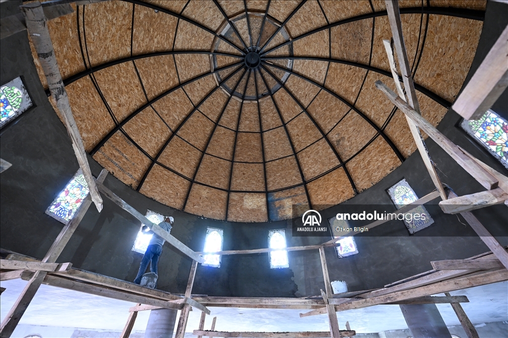 Van'da "Kubbetüs Sahra Camii"nin benzeri inşa ediliyor