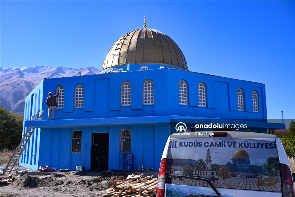 Van'da "Kubbetüs Sahra Camii"nin benzeri inşa ediliyor