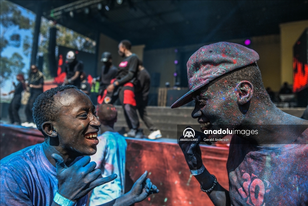 Kenya'da "Renk Festivali" düzenlendi