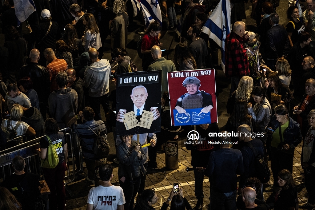 Gazze’de ateşkes ve saldırıların durması için Tel Aviv’de gösteri düzenlendi