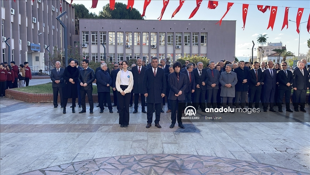 Aydın'da Öğretmenler Günü kutlandı