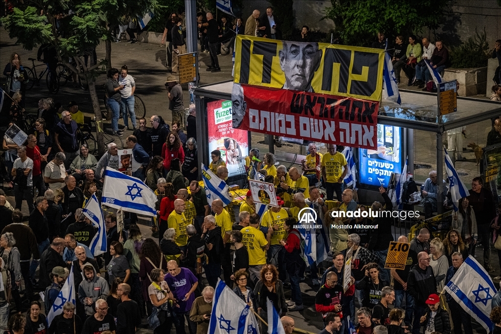 Gazze’de ateşkes ve saldırıların durması için Tel Aviv’de gösteri düzenlendi