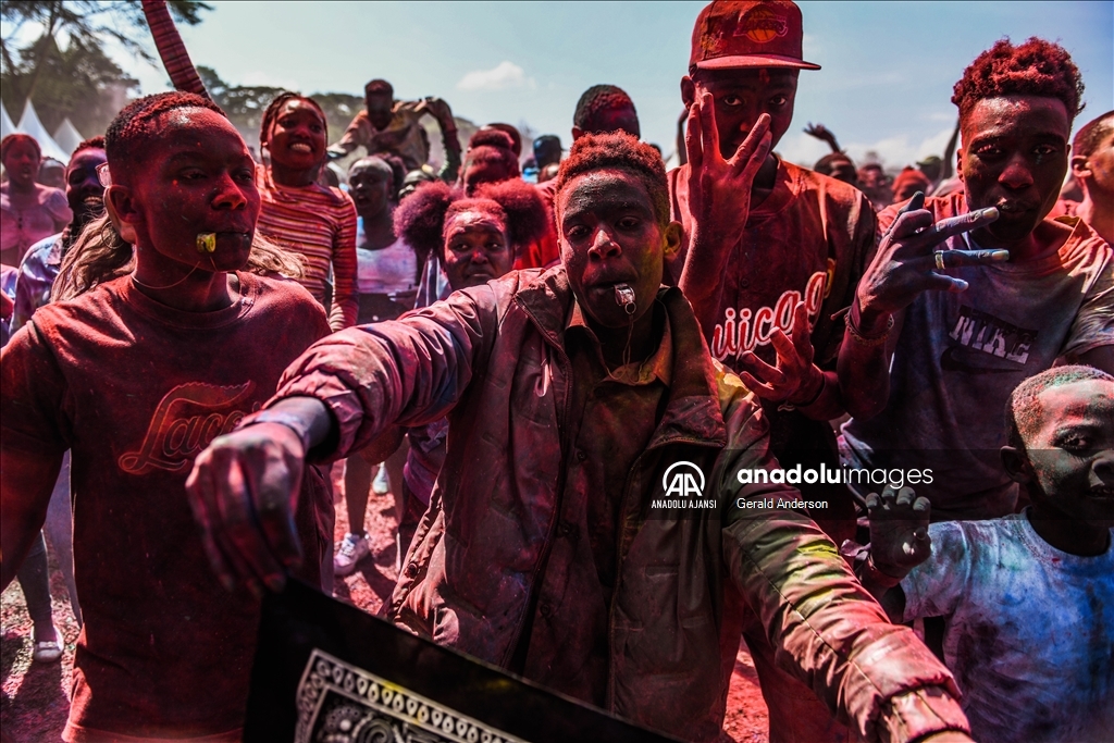 Kenya'da "Renk Festivali" düzenlendi