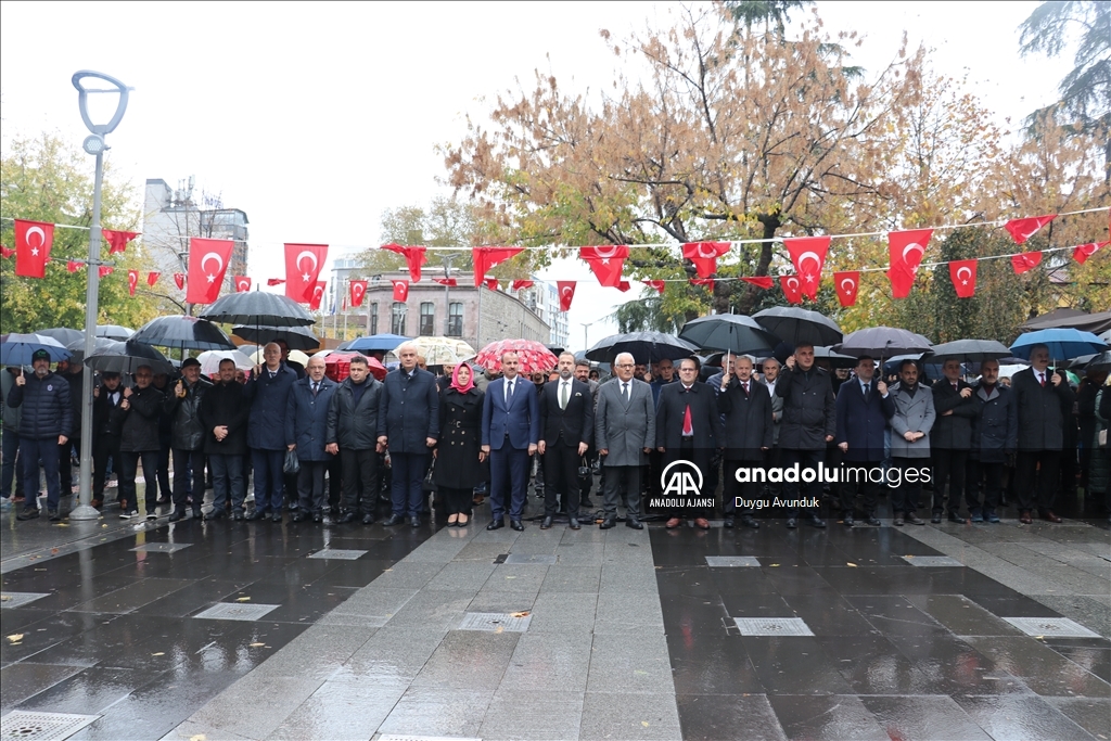 Trabzon'da 24 Kasım Öğretmenler Günü kutlandı