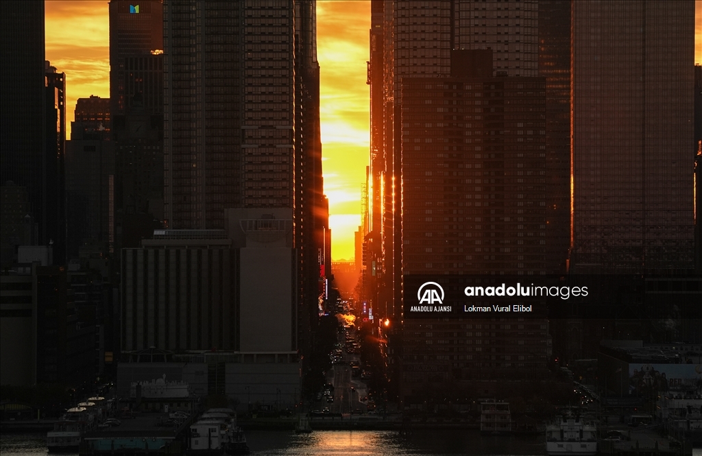 New York'ta gün doğumu 'Reverse Manhattanhenge'