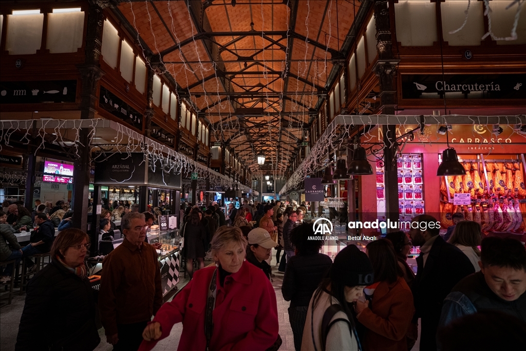 Tarih ve modernizmin buluştuğu şehir Madrid