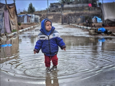 Palestinians living in tents due to Israeli attacks struggle with the cold weather