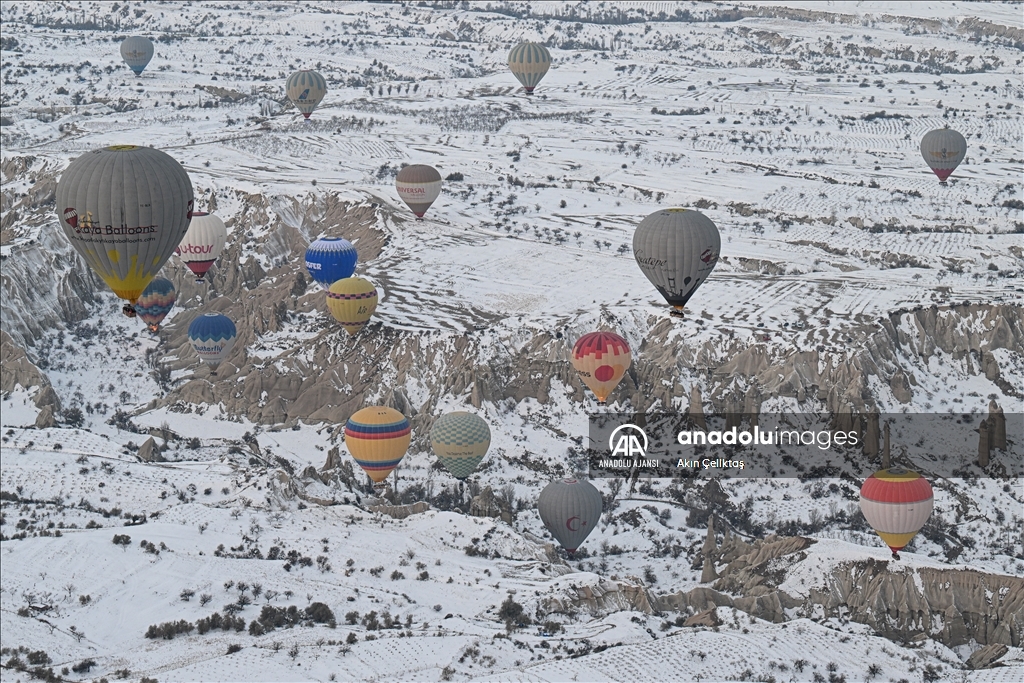 Kapadokya kış mevsiminde de turistlerin gözdesi