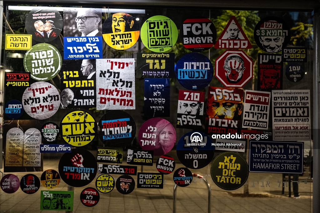 Gazze’de ateşkes ve esir takası talebiyle Tel Aviv’de gösteri düzenlendi