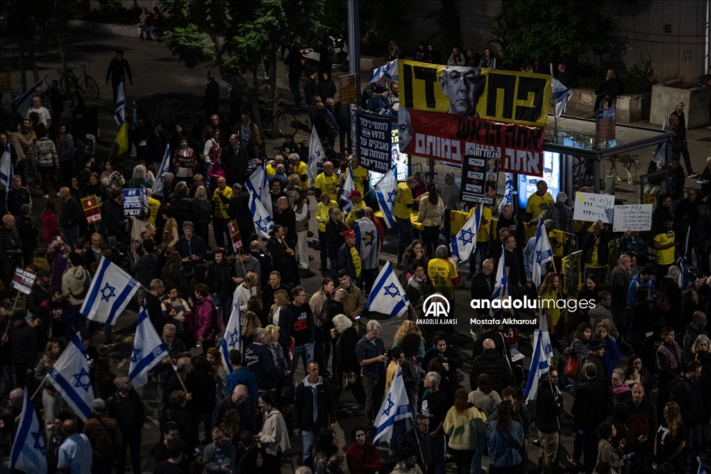 Gazze’de ateşkes ve esir takası talebiyle Tel Aviv’de gösteri düzenlendi