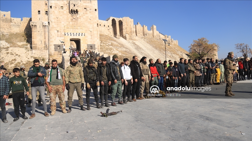 Esed rejimi karşıtı silahlı gruplar Halep kent merkezinin büyük bölümünü ele geçirdi