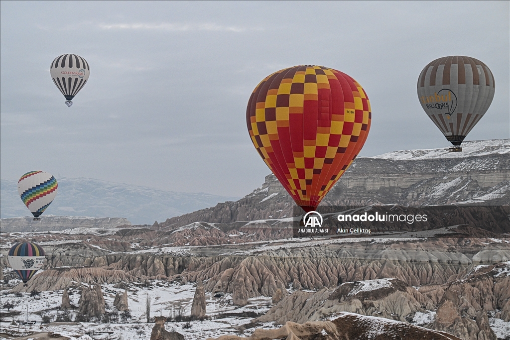 Kapadokya kış mevsiminde de turistlerin gözdesi