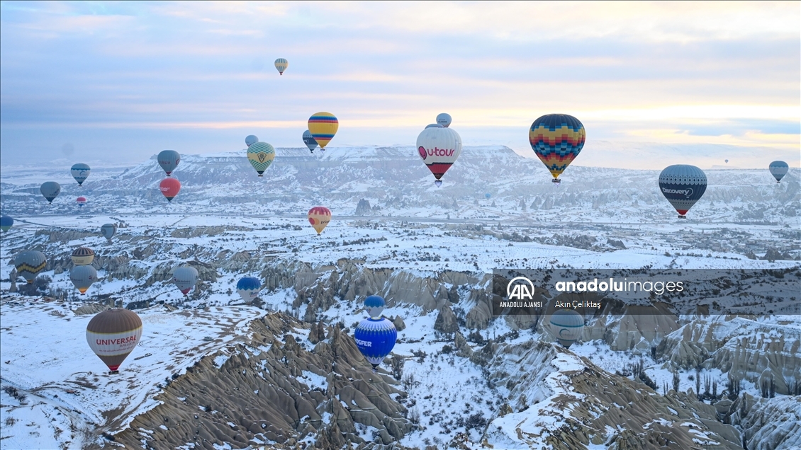 Kapadokya kış mevsiminde de turistlerin gözdesi