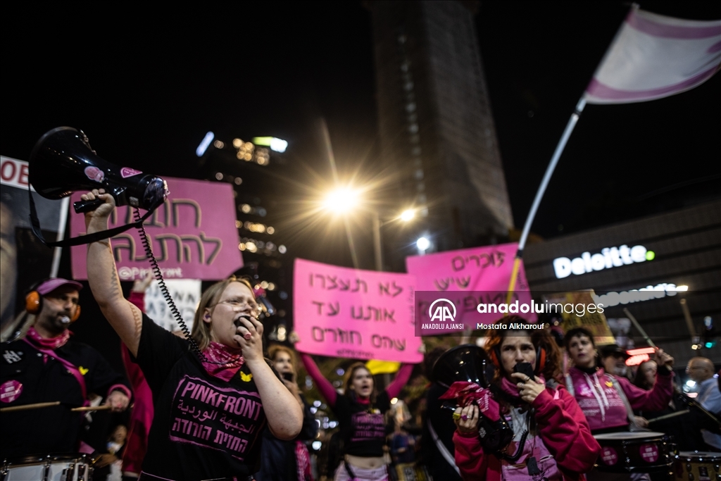 Gazze’de ateşkes ve esir takası talebiyle Tel Aviv’de gösteri düzenlendi