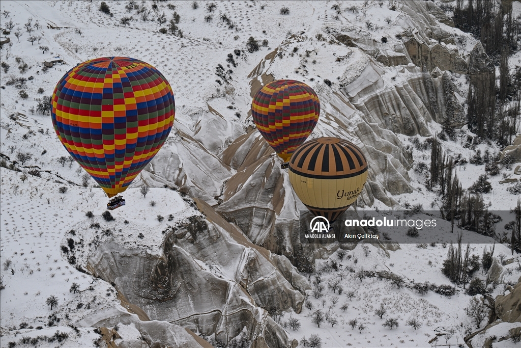 Kapadokya kış mevsiminde de turistlerin gözdesi