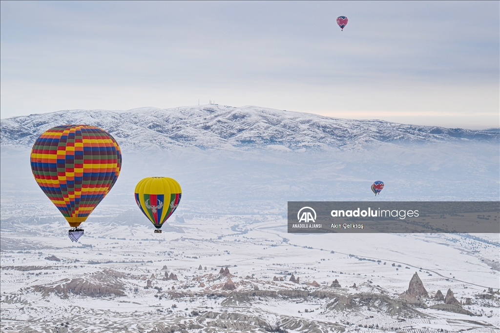 Kapadokya kış mevsiminde de turistlerin gözdesi