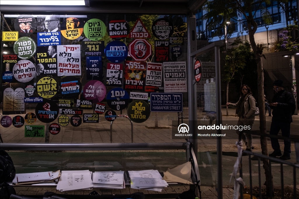 Gazze’de ateşkes ve esir takası talebiyle Tel Aviv’de gösteri düzenlendi